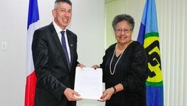 Présentation des lettres de créance à la Secrétaire générale de la CARICOM (...)